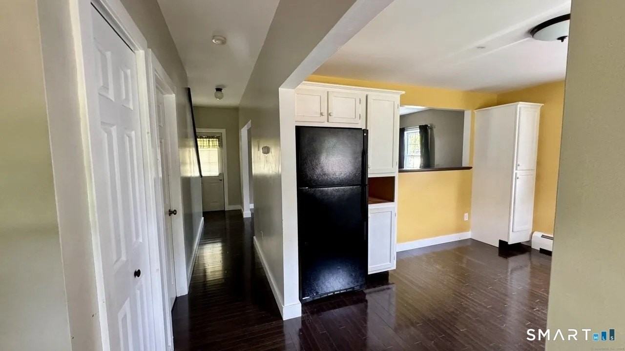 46 River St - Photo 4 of 12