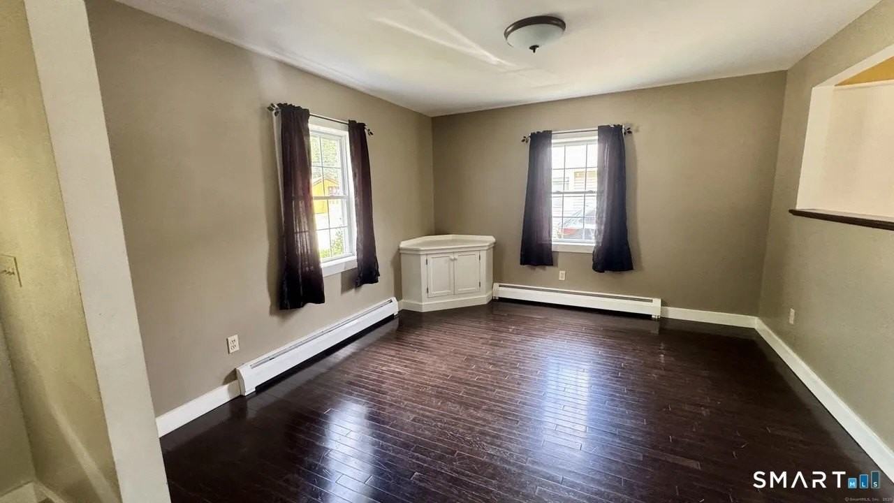 46 River St - Photo 5 of 12