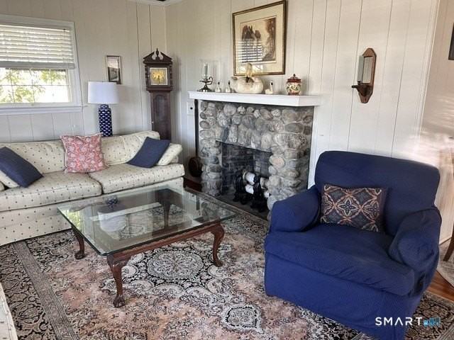 82 Menunketesuck Rd - Photo 6 of 24