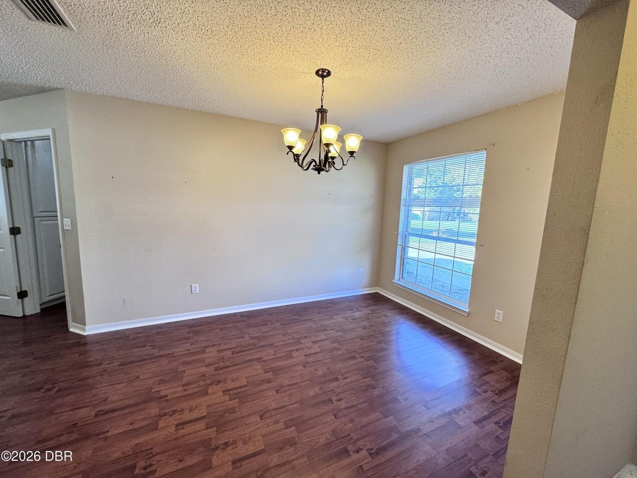3 Biddle Pl - Photo 4 of 31