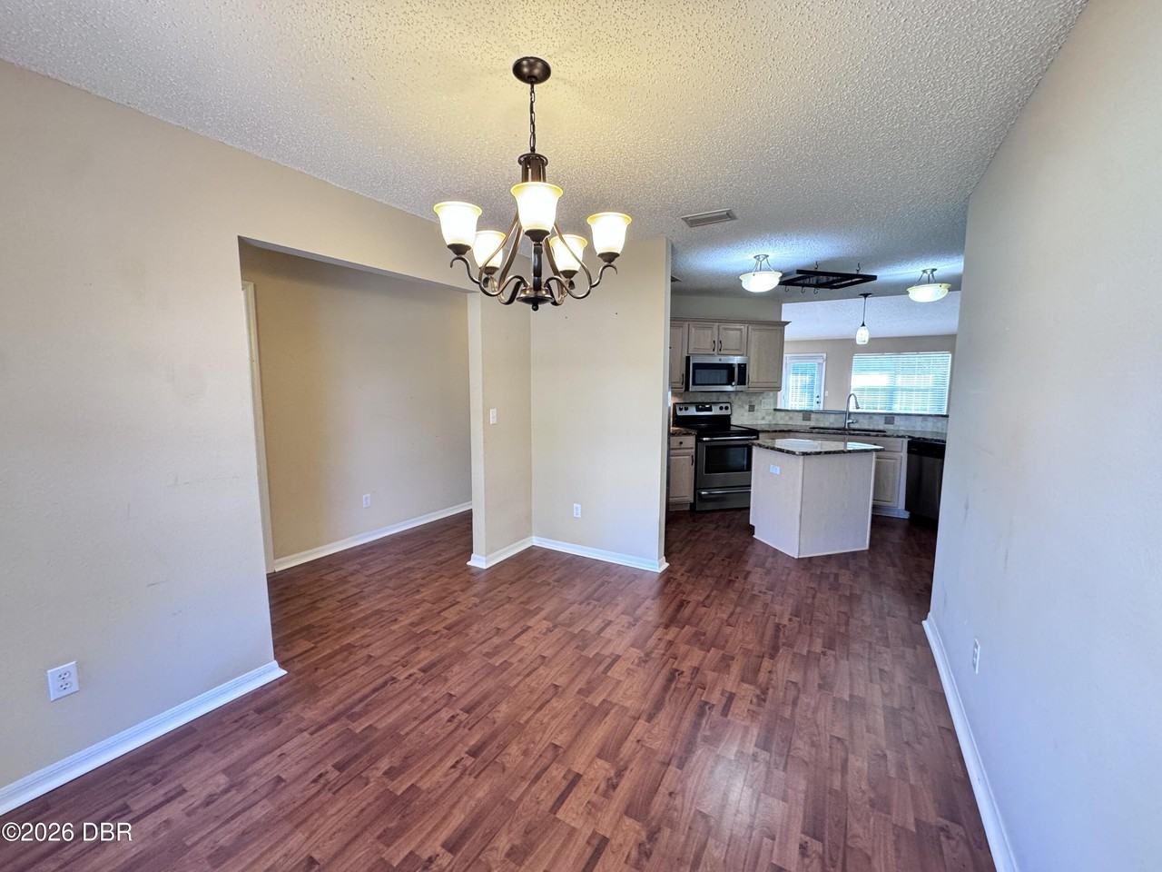 3 Biddle Pl - Photo 5 of 31