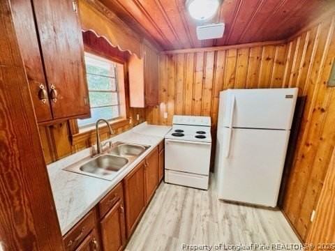 715 S 3rd St #5 - Photo 2 of 10