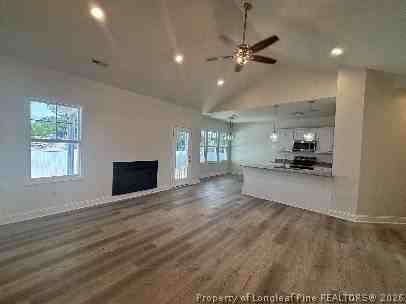 645 Glensford Dr - Photo 3 of 21