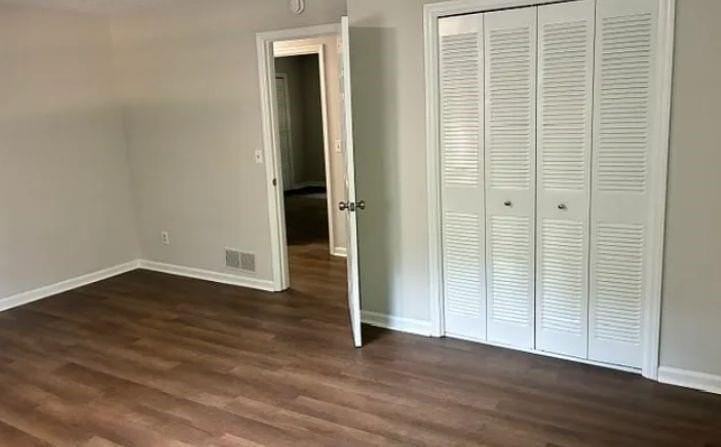 1011 Smith Sisters Rd - Photo 7 of 11