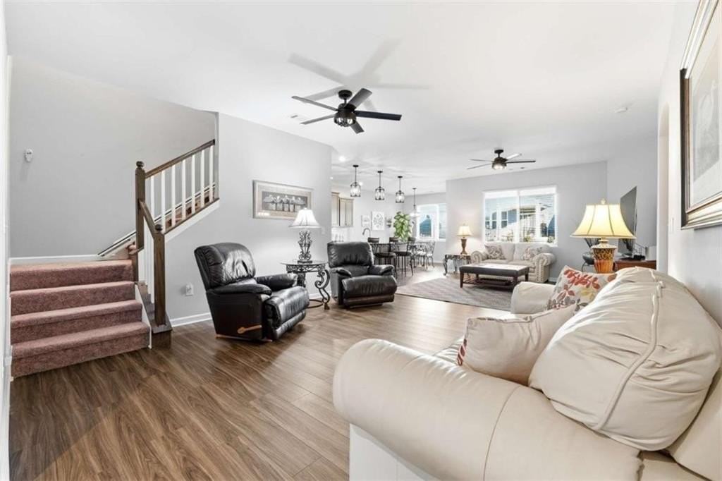 24 Aspen Way - Photo 3 of 18