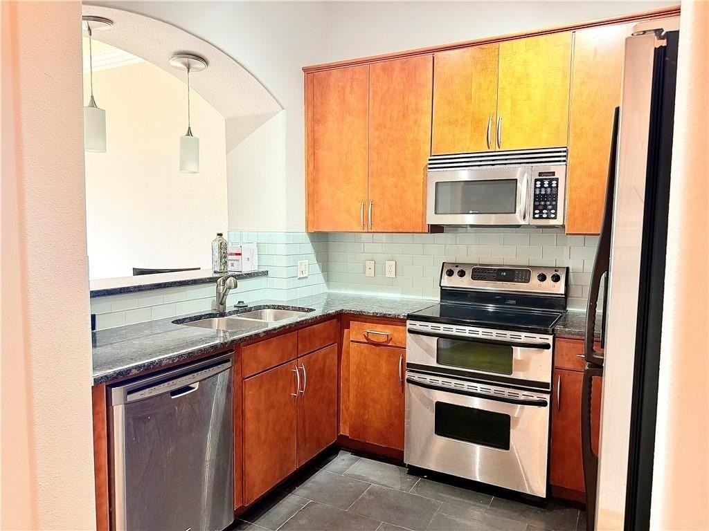 3445 Stratford Rd Ne #2106 - Photo 2 of 34