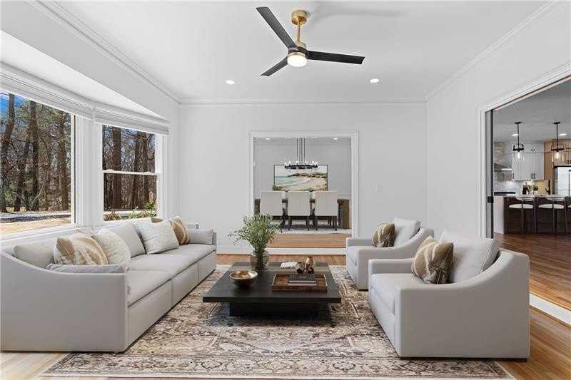 350 Kelson Dr - Photo 4 of 50