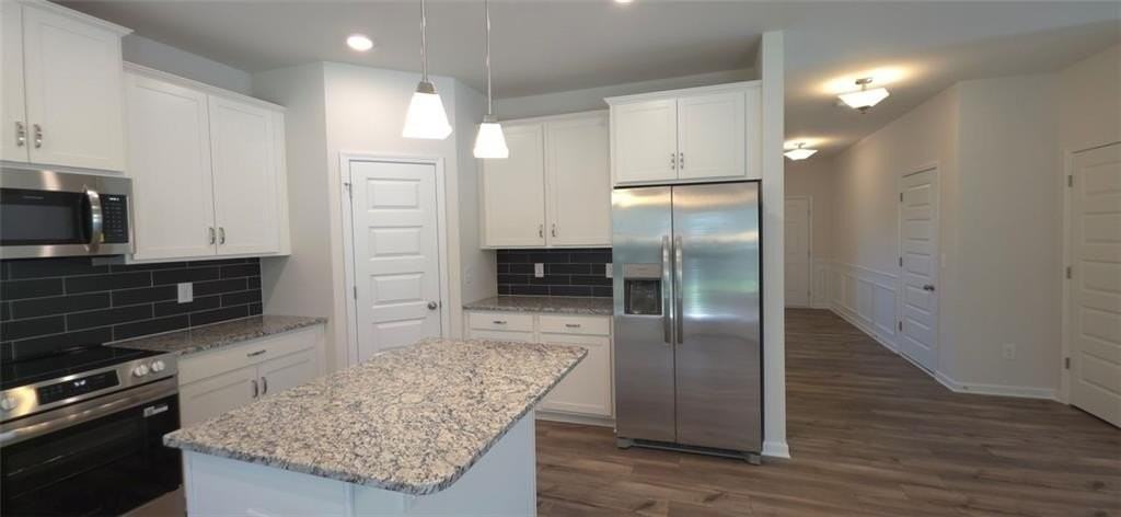 523 Grover St - Photo 5 of 19