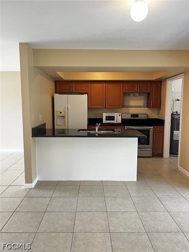 1807 Sw 1st Ave #A - Photo 3 of 8