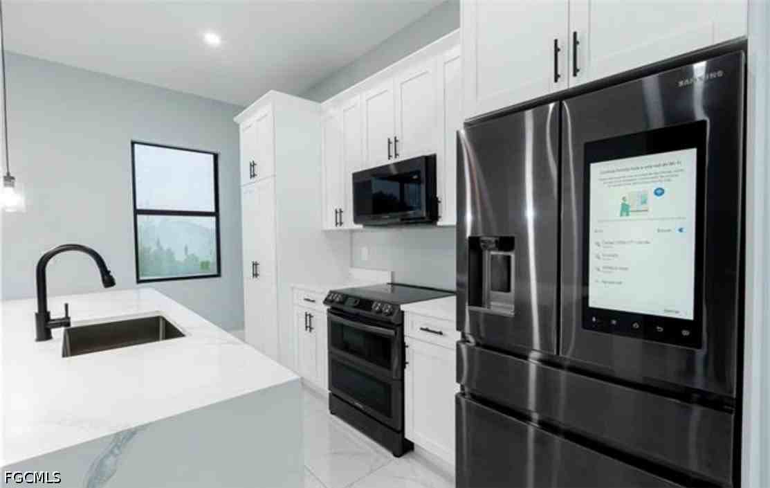 4703 Elva Ave S - Photo 2 of 8