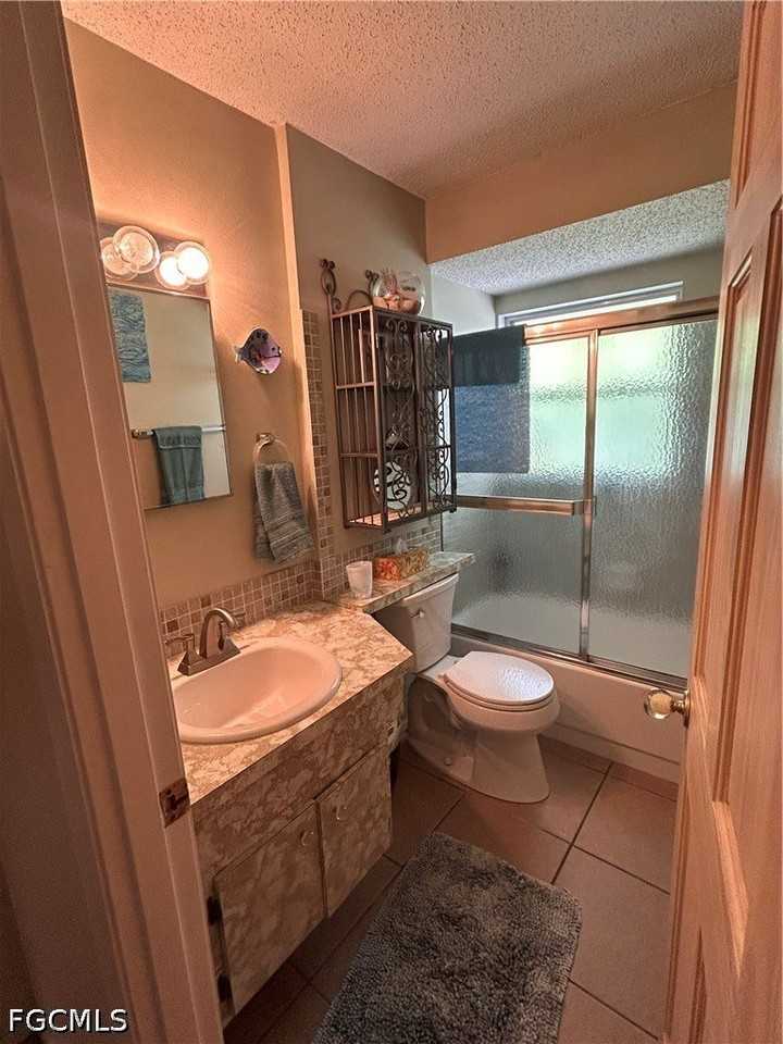 9310 Carolina St - Photo 5 of 19