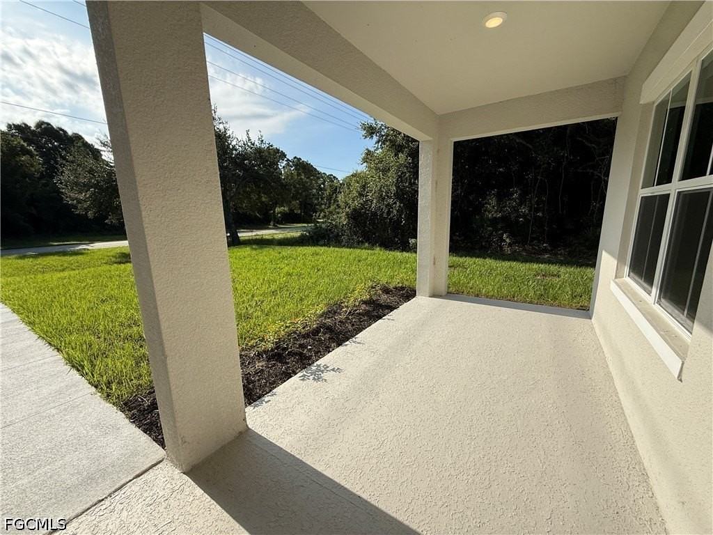 232 Bell Blvd S - Photo 4 of 25