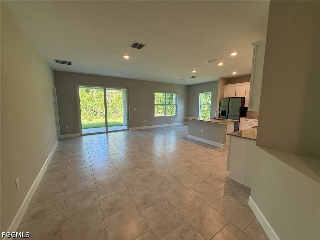 232 Bell Blvd S - Photo 5 of 25