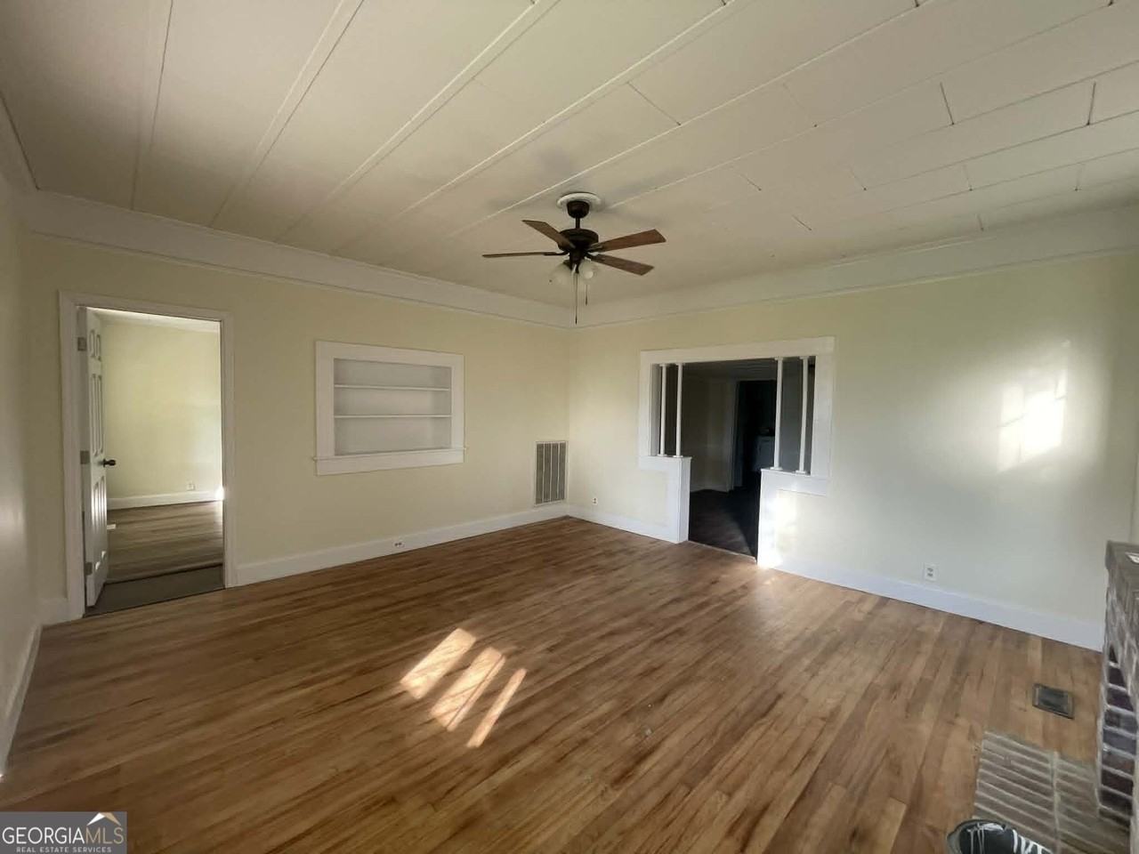1287 3rd St - Photo 3 of 15