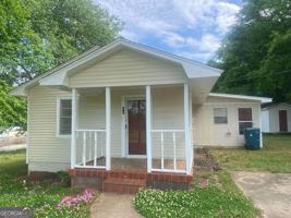 featured image of 68 Condor St