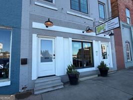 featured image of 95 W Franklin St #B