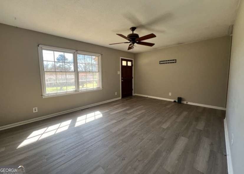 106 David St - Photo 4 of 12