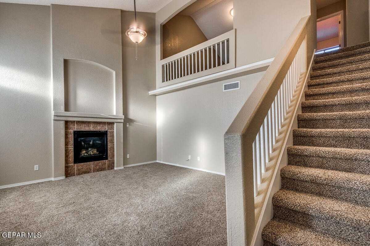 10932 Duster Dr - Photo 4 of 27