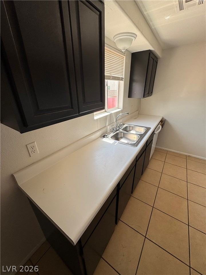 1448 Star Rd #1 - Photo 4 of 12