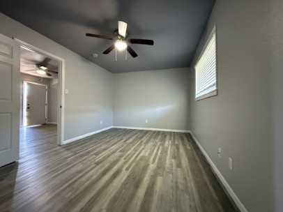 2834 Cedar Cir #3 - Photo 6 of 10