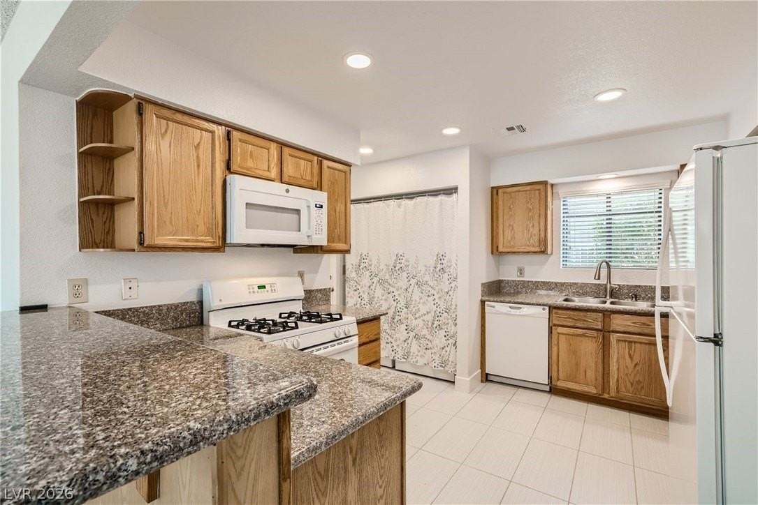 4844 Maryvale Dr - Photo 4 of 21
