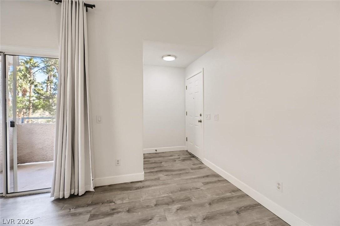 2153 Jasper Bluff St #201 - Photo 2 of 28