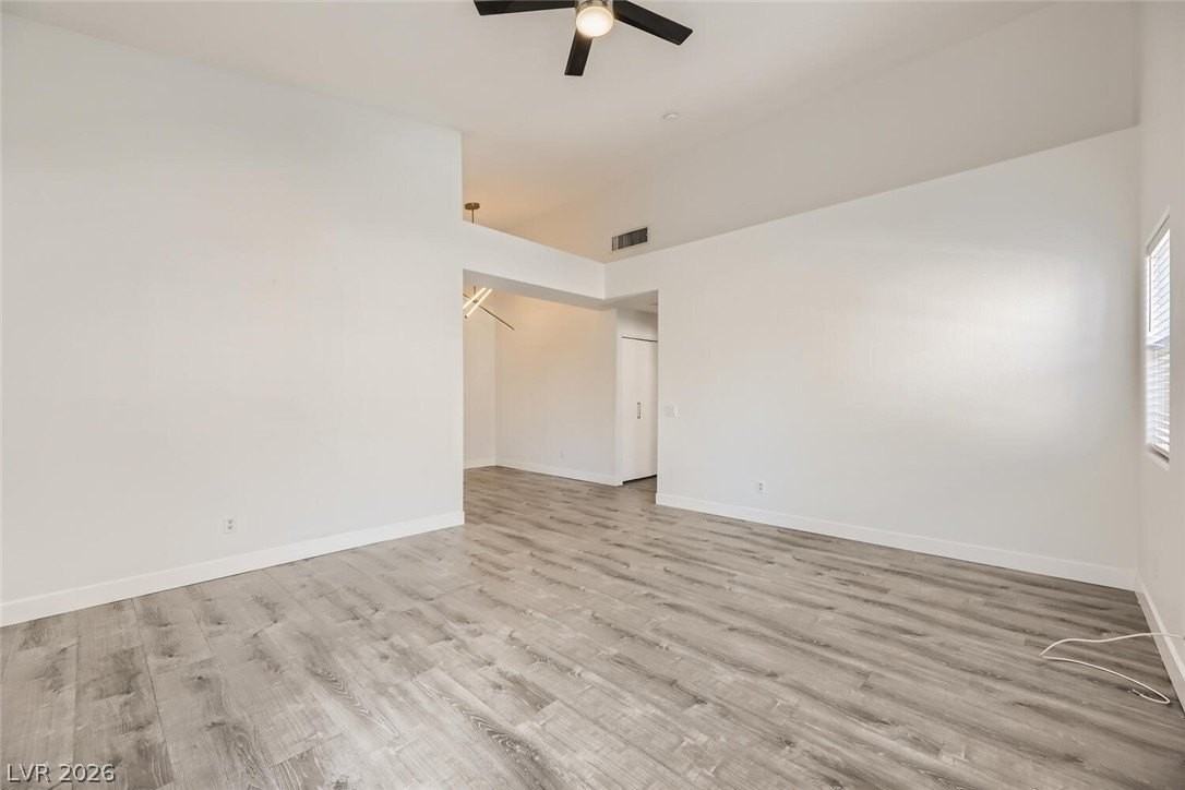 2153 Jasper Bluff St #201 - Photo 4 of 28