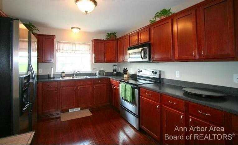 3012 Orinoco Ln - Photo 3 of 11