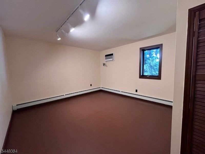 64 Clifton Blvd - Photo 5 of 15