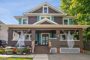 featured image of 8 Oak Grove Rd #2