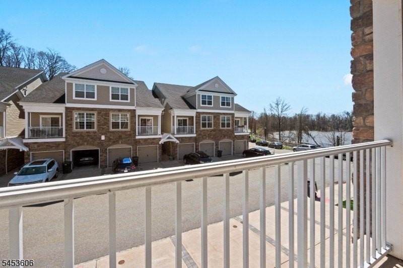104 Birch Ct - Photo 5 of 16