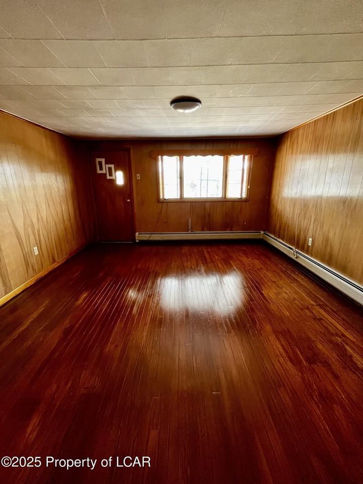 326 W Main St - Photo 7 of 11