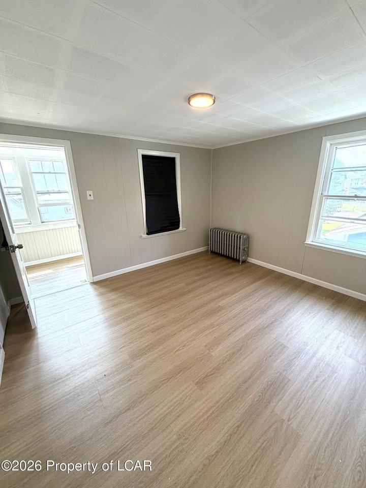 5 Lawrence St #A - Photo 5 of 6