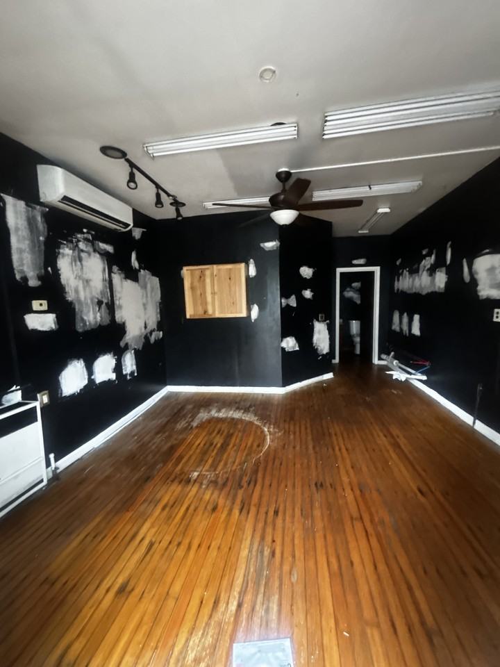732 South Ave Ofc #1 - Photo 3 of 4