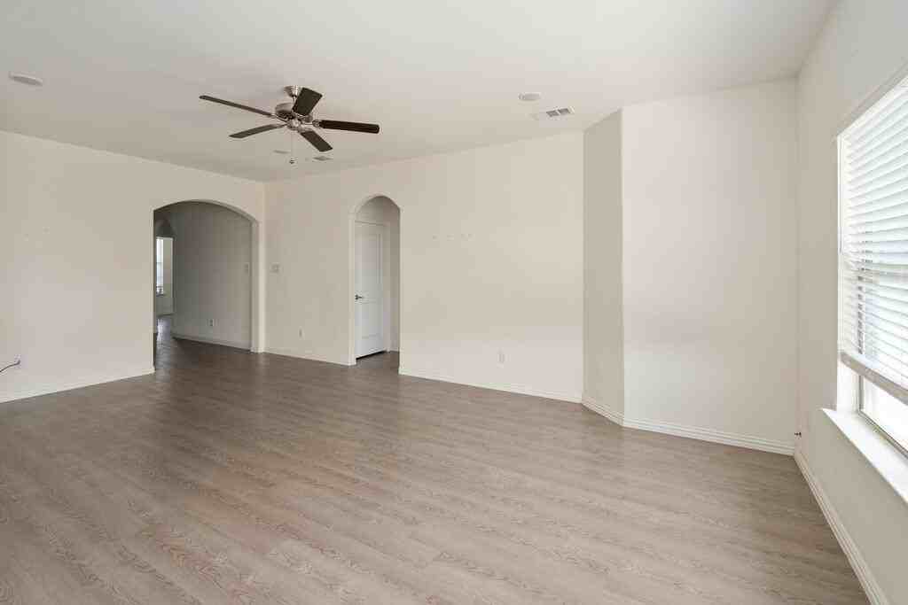117 Willowbend Loop - Photo 5 of 26