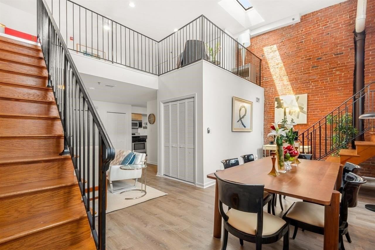 46 Irving St #2R - Photo 4 of 30