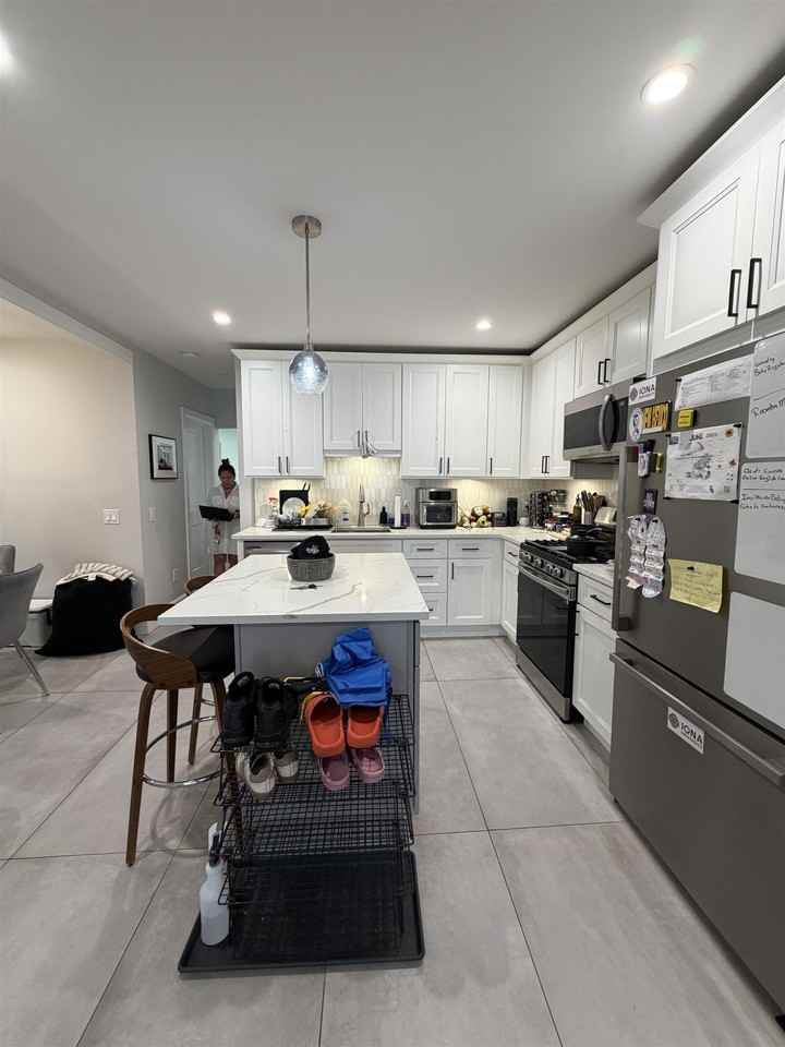 195 Hutton St #1 - Photo 4 of 15