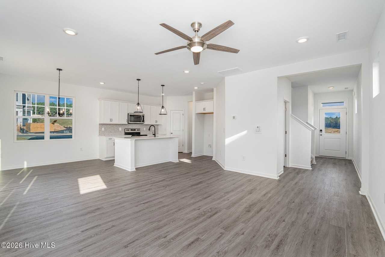 1620 King St - Photo 4 of 19