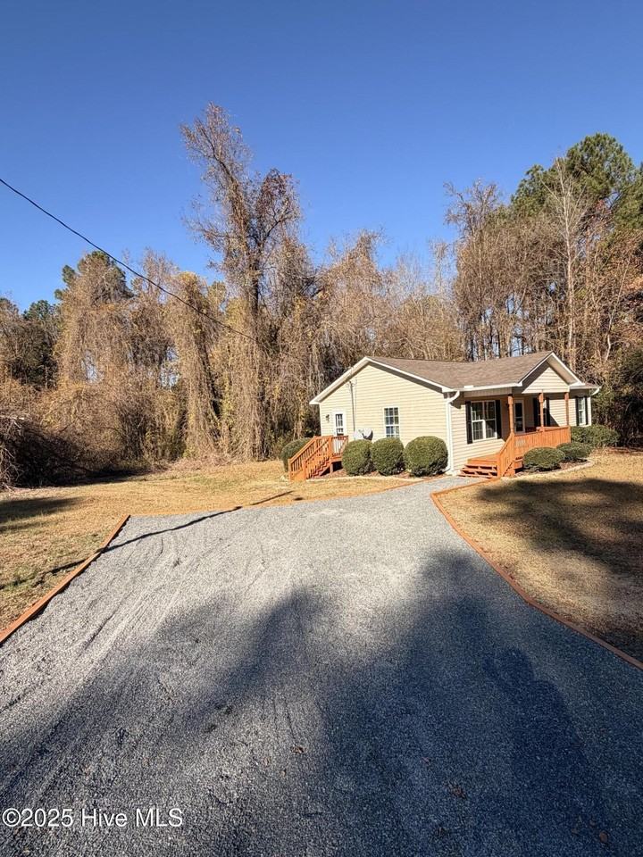 112 Madison Rd - Photo 3 of 16