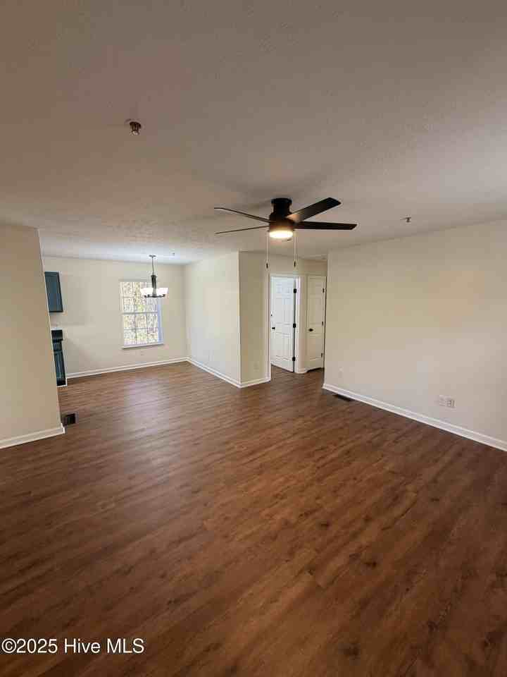 112 Madison Rd - Photo 4 of 16