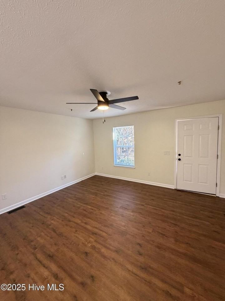 112 Madison Rd - Photo 5 of 16