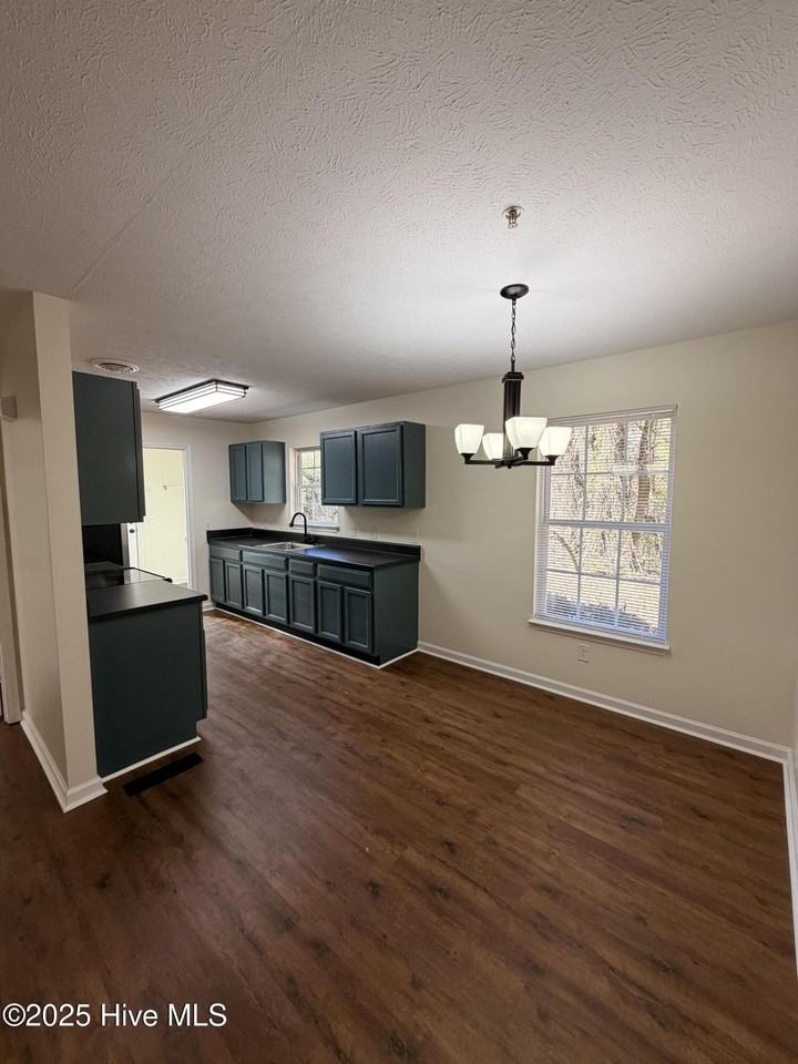 112 Madison Rd - Photo 6 of 16