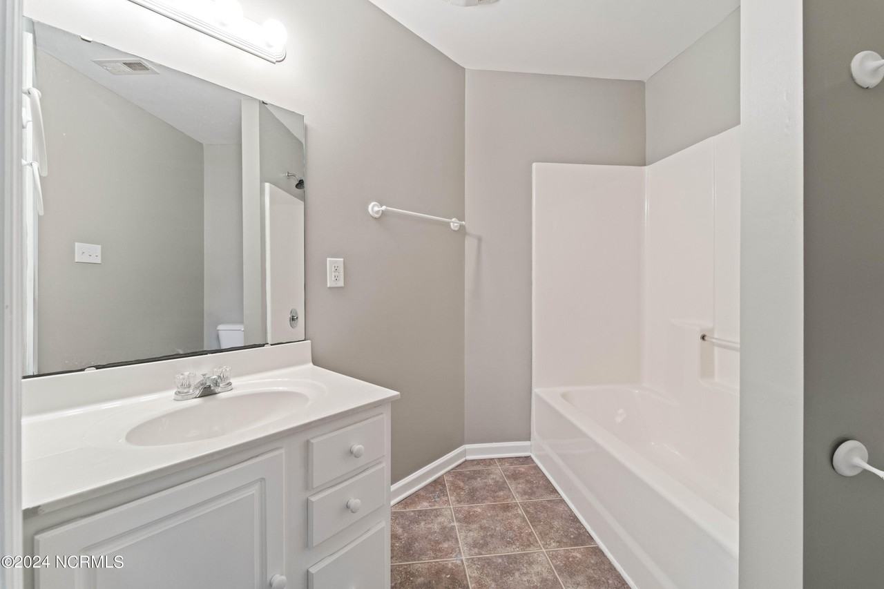 106 Cona Ct - Photo 5 of 24