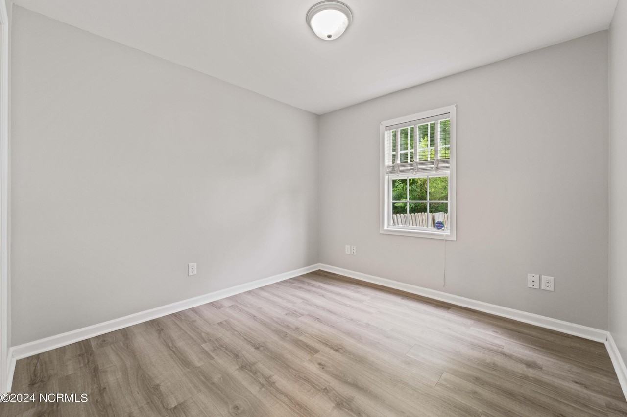 106 Cona Ct - Photo 6 of 24