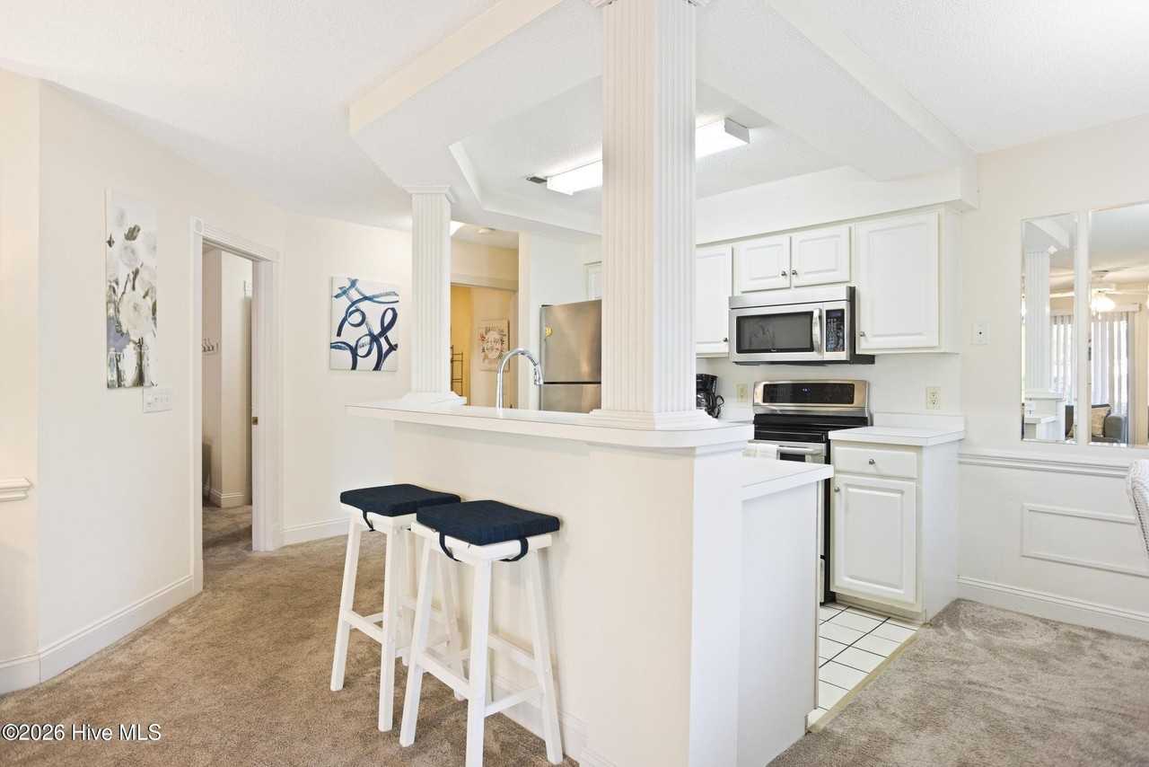 330 S Middleton Dr Nw #1001 - Photo 5 of 36