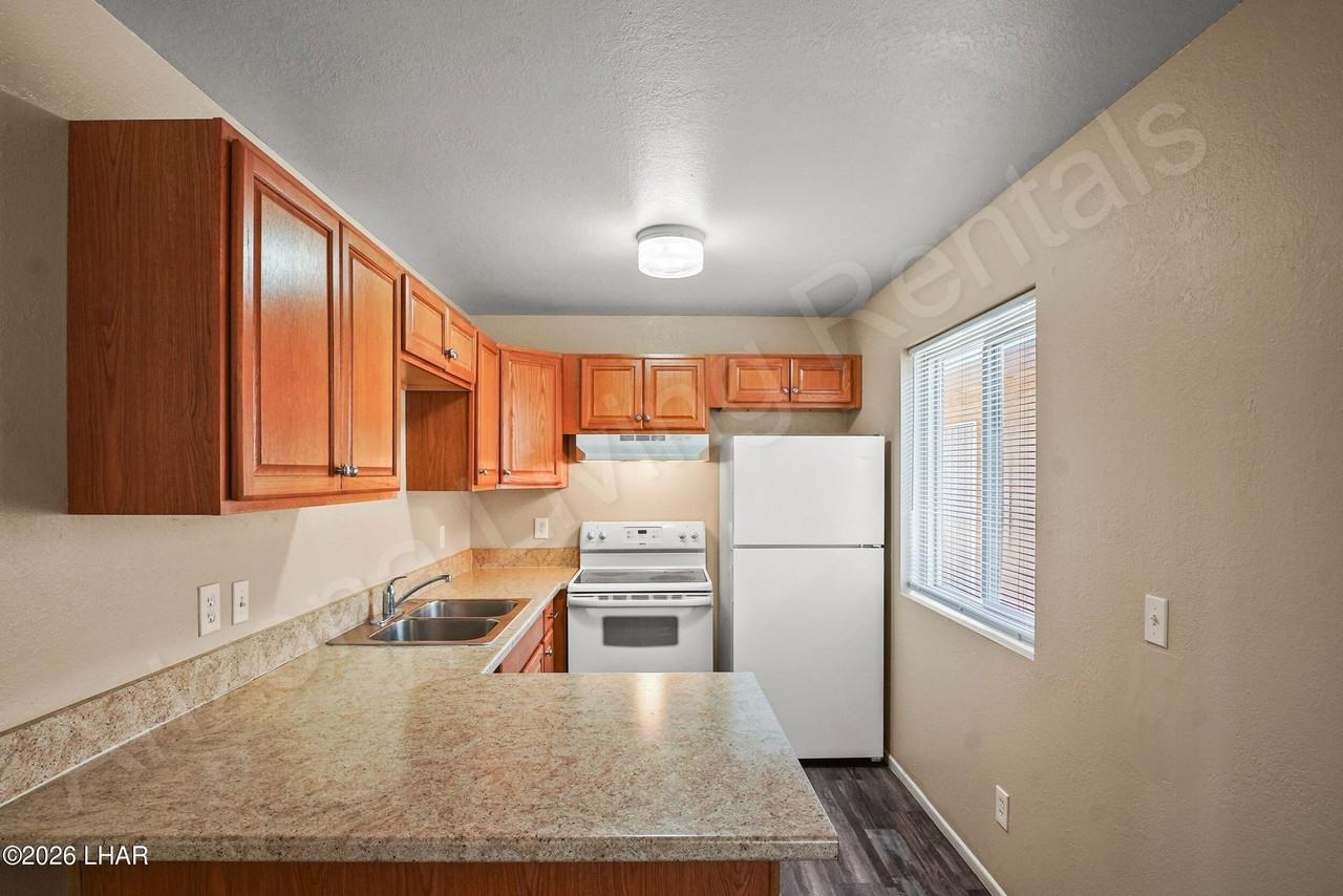 2690 Mcculloch Blvd N #4 - Photo 7 of 17