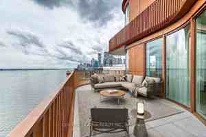 featured image of 155 Merchants' Wharf #LPH12