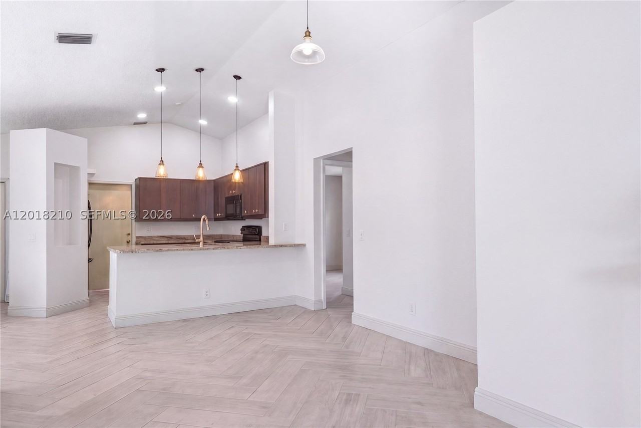 4334 Mahogany Ridge Dr #4334 - Photo 5 of 42