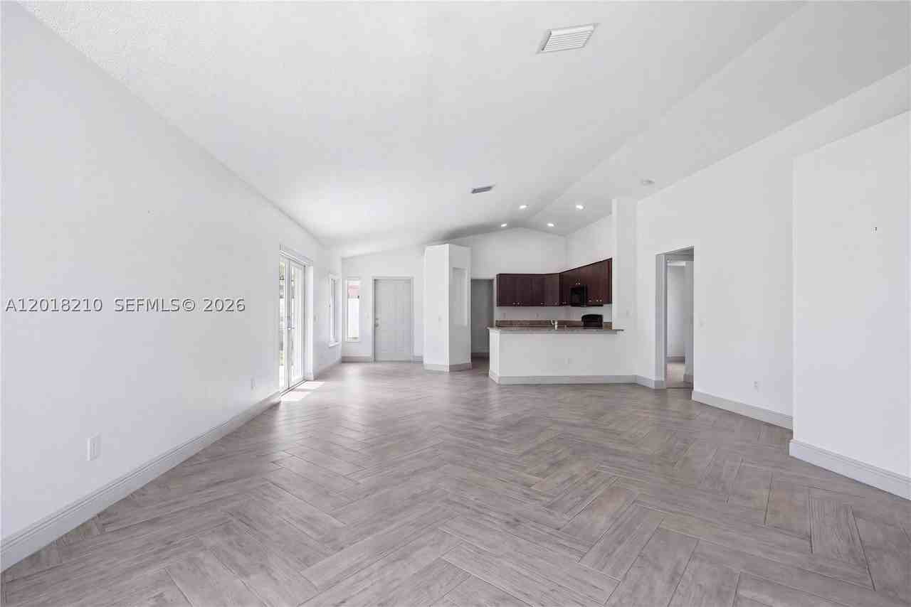 4334 Mahogany Ridge Dr #4334 - Photo 7 of 42