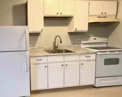 featured image of 398 Main St #16
